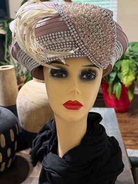 EUC Elegant Whittall & Shon Pink Jeweled Feather Turban Hat